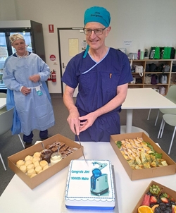 Surgeon Mr Jim Kiellerup (third from left) with members of the Warringal Private Hospital theatre team celebrating his 1,000th MAKO robotic-assisted procedure