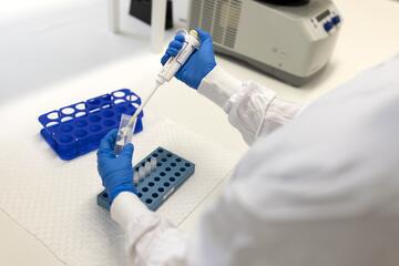 The new study will monitor participating patients’ gut microbiome during and after undergoing autologous stem cell therapy